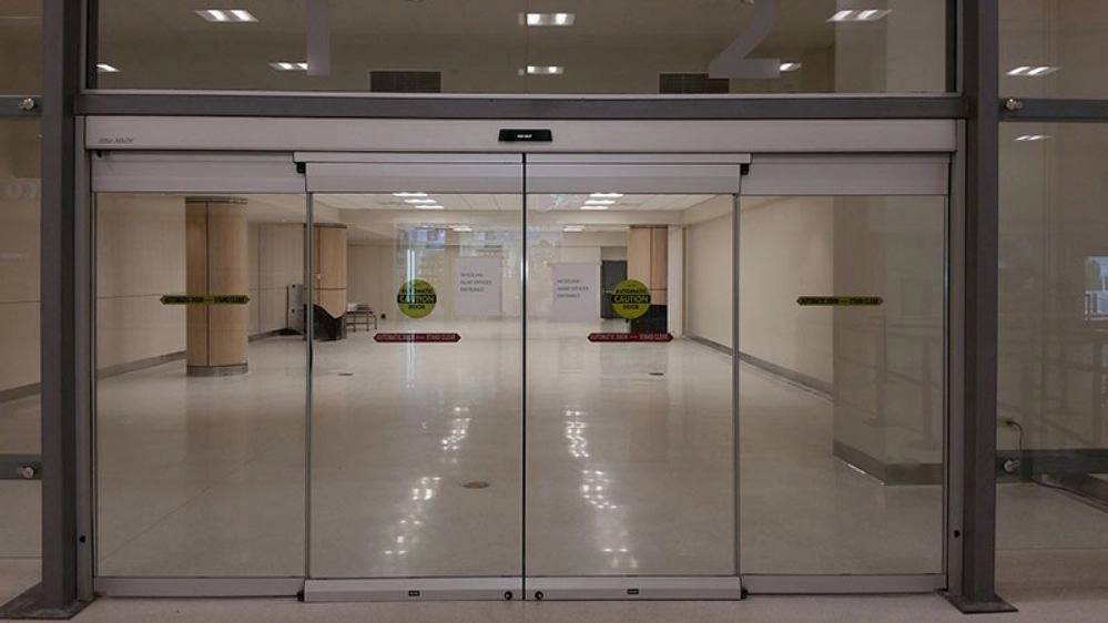 اجرای درب اتوماتیک شیشه ای در تهران اجرای درب اتوماتیک شیشه ای در تهران